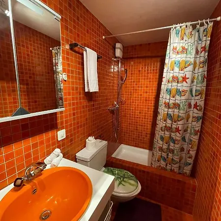 Apartment Chalet Gruebi 2 *